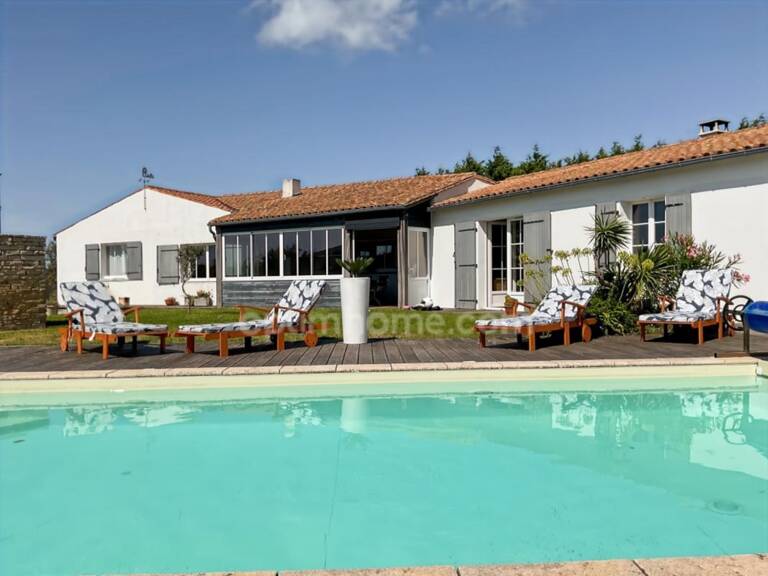 villa à vendre 6 pièces SAINT CLEMENT DES BALEINES (17) — photo 1