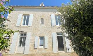 Maison 12 Pièces 265 m² à vendre à Sainte-Radégonde-des-Noyers (85450)