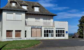 Immeuble  544 m² à vendre à Montsalvy (15120)