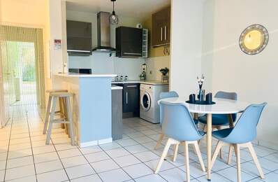 Appartement À Vendre 2 pièces emplacement de parking en sous-sol — photo du bien