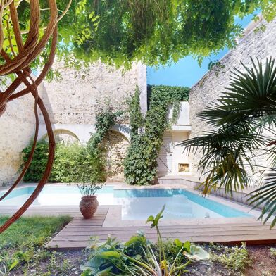 Maison 5 pièces 749000 €