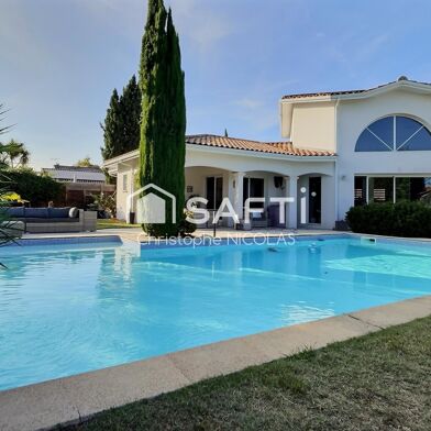 Maison 6 pièces 679000 €