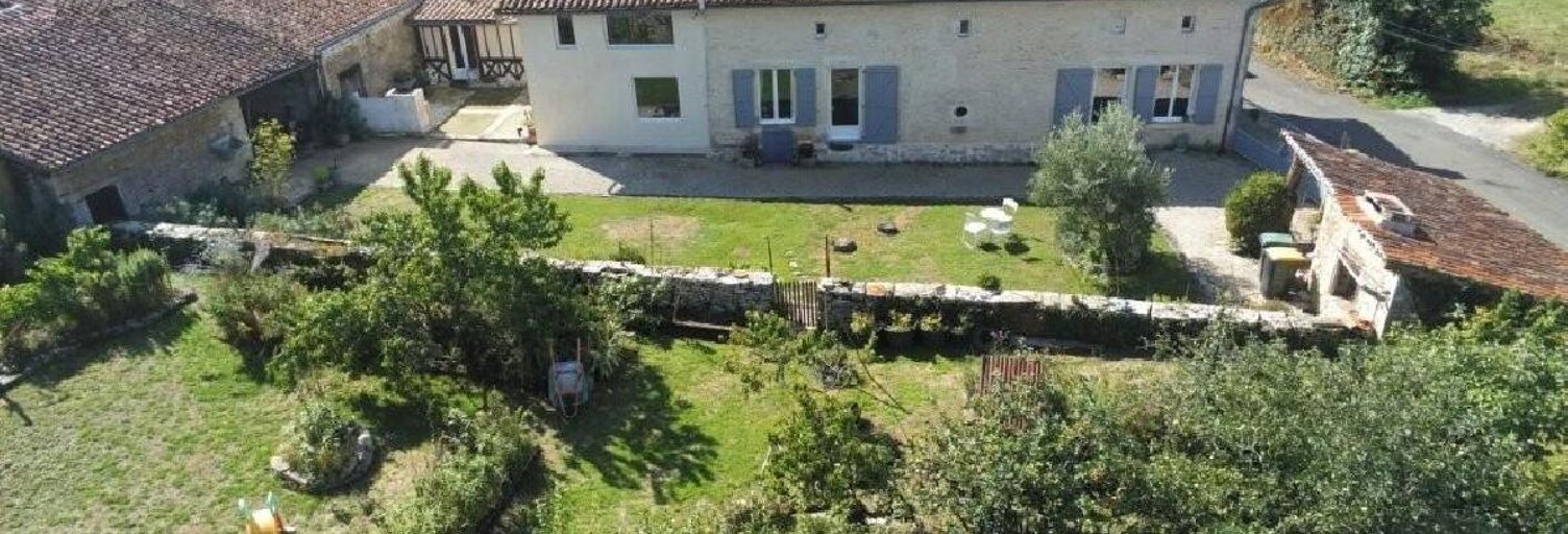 Maison 7 Pièces 195 m² à vendre à Nanteuil-en-Vallée (16700)