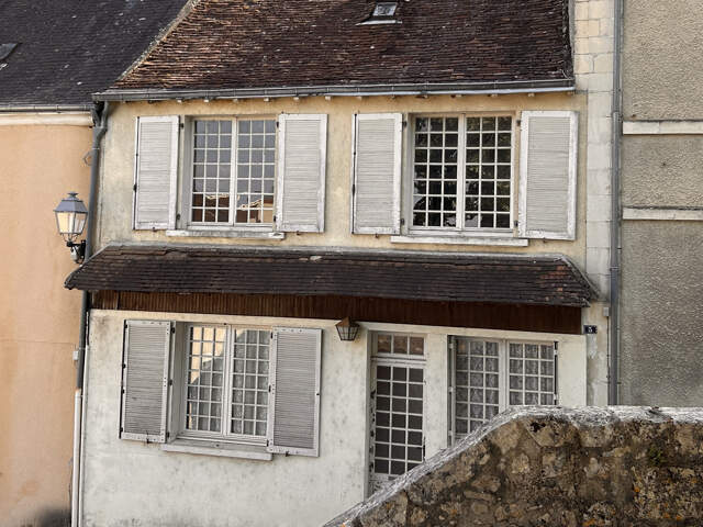 A VENDRE    Maison 5 pièces — photo du bien