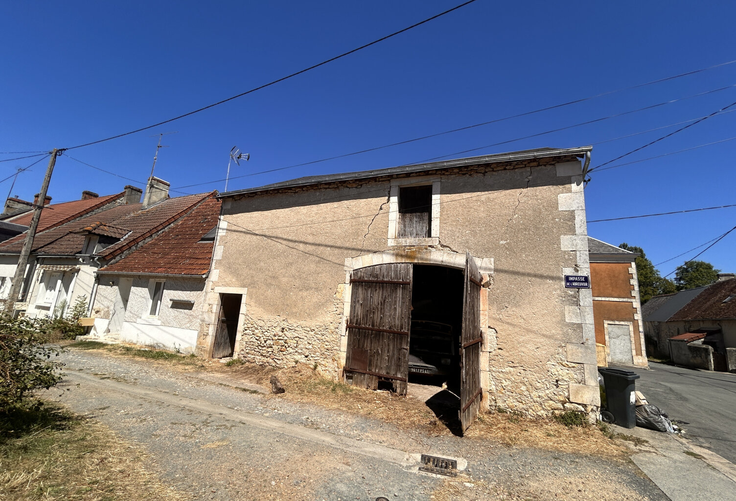 A VENDRE  Grange à Saint-Marcel — photo 1
