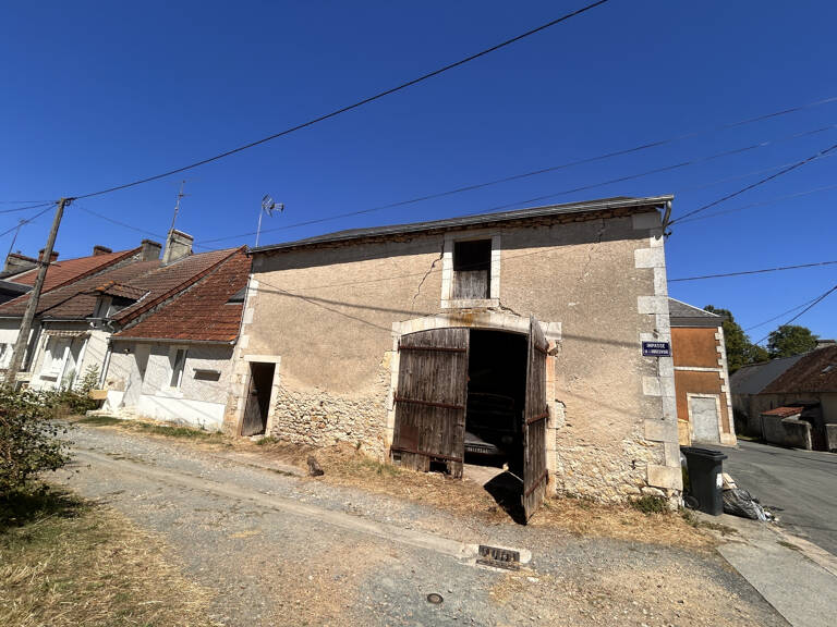 A VENDRE  Grange à Saint-Marcel — photo 1