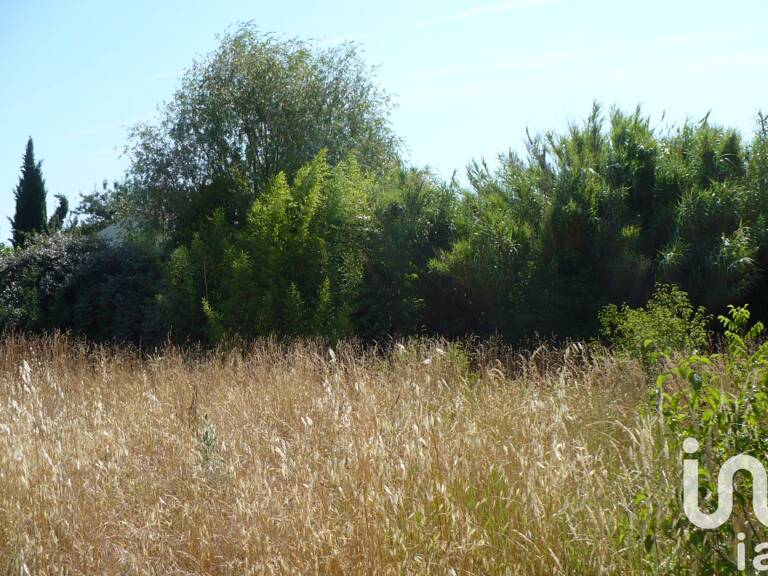 Vente Terrain à bâtir 2 300 m&sup2; — photo 1
