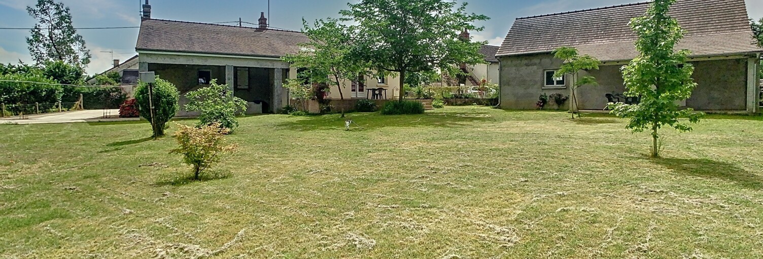 Maison 8 Pièces 135 m² à vendre à La Guerche-sur-l'Aubois (18150)