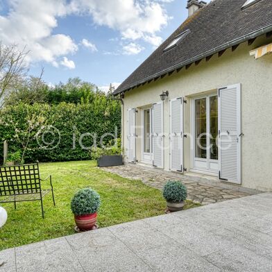 Maison 7 pièces 549000 €