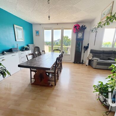 Appartement 4 pièces 140000 €