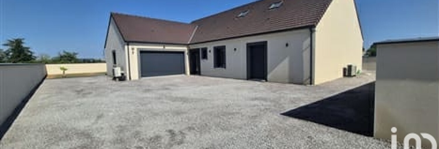 Maison 8 Pièces 238 m² à vendre à Courtois-sur-Yonne (89100)