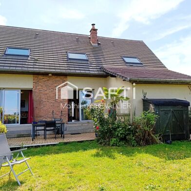 Maison 10 pièces 240000 €