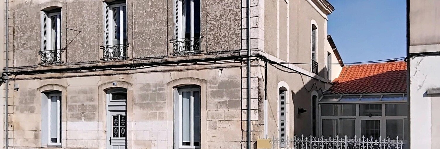 Maison 7 Pièces 226 m² à vendre à Chalais (16210)