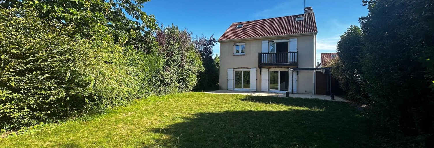 Maison 8 Pièces 167 m² à vendre à Lésigny (77150)