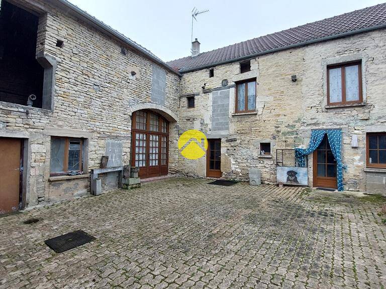 MAISON RÉNOVÉE AVEC DÉPENDANCES — photo 1