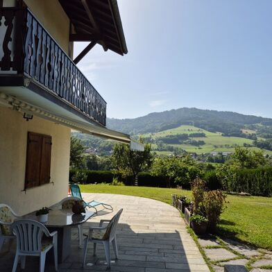 Maison 8 pièces 595000 €