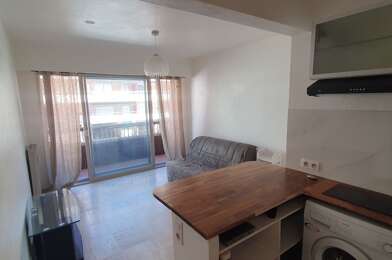 Appartement 1 pièces 720 €