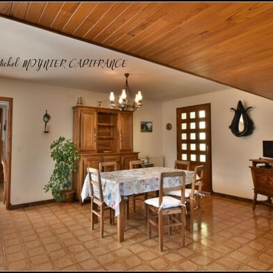 Maison 4 pièces 254000 €