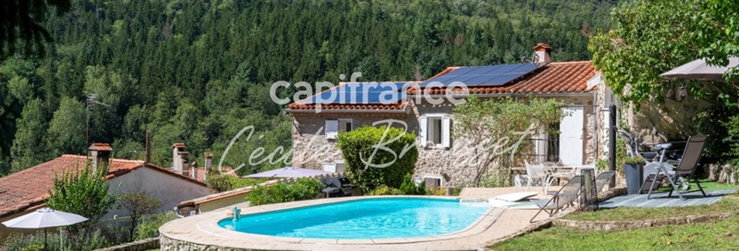 Maison 7 Pièces 140 m² à vendre à Saint-Laurent-de-Cerdans (66260)