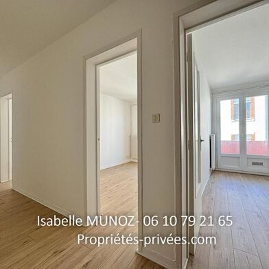 Appartement 3 pièces 149700 €