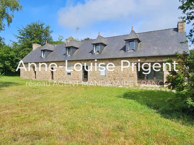 OPPORTUNITÉ UNIQUE ! GRANDE MAISON AVEC 3 LOGEMENTS DISTINCTS À VENDRE — photo du bien