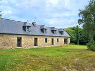 OPPORTUNITÉ UNIQUE ! GRANDE MAISON AVEC 3 LOGEMENTS DISTINCTS À VENDRE — photo 2