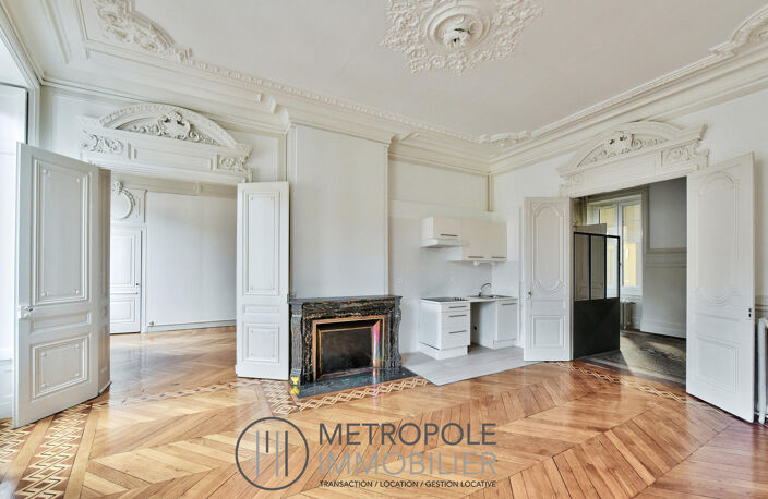 ASCENSEUR HYPER CENTRE TARARE — photo 2