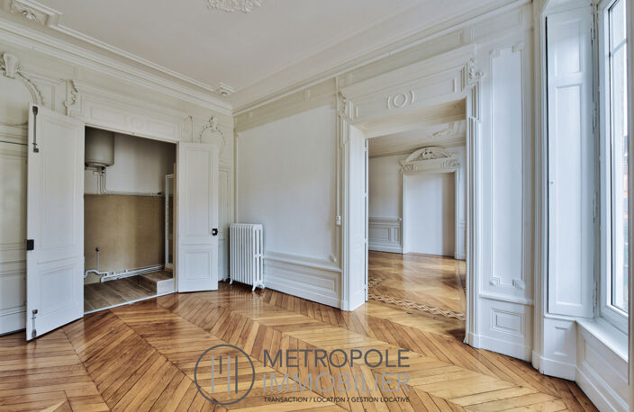 ASCENSEUR HYPER CENTRE TARARE — photo 3