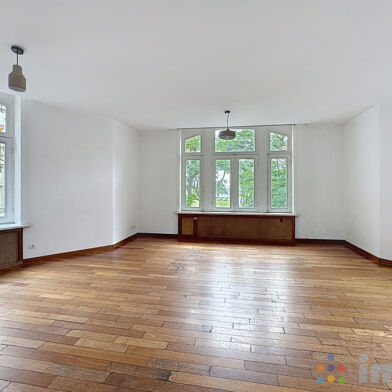 Appartement 3 pièces 246600 €