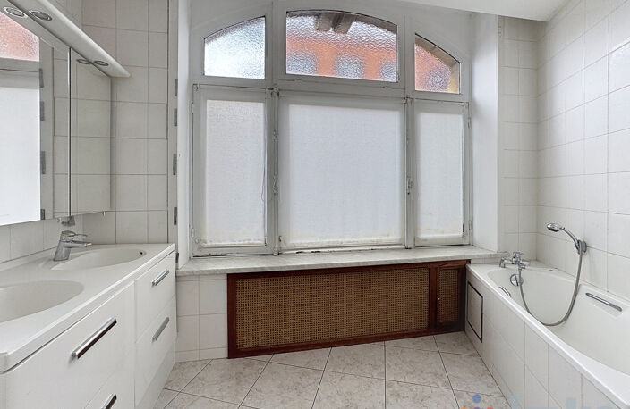 Appartement 2 chambres au coeur du quartier de la Citadelle — photo 4