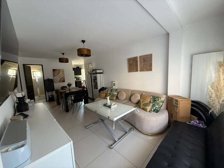 À vendre   Appartement T3 de 59 m2   Aubagne 13400 (Résidenc — photo 1