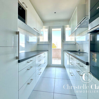 Appartement 4 pièces 210000 €