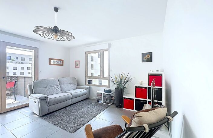 Le confort moderne au calme, en plein centre de Saint-Priest ave — photo 2