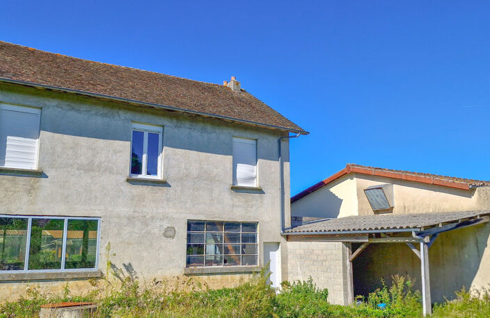Beau potentiel de rénovation de 394 M2 au sol comprenant une — photo 2