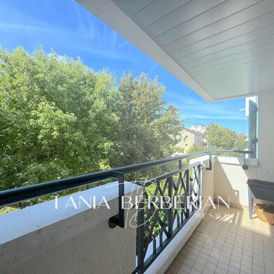 Appartement 4 pièces 580000 €