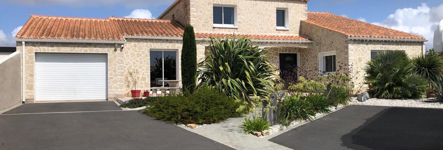 Maison 5 Pièces 153 m² à vendre à Brem-sur-Mer (85470)