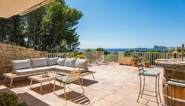 Villa / Maison 8 pièces  à vendre La Ciotat 13600