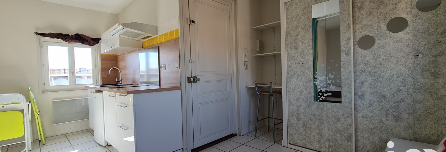 Immeuble  94 m² à vendre à Niort (79000)
