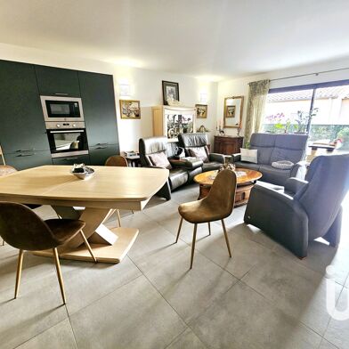 Appartement 3 pièces 250000 €