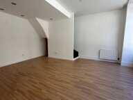 Local commercial — photo 4