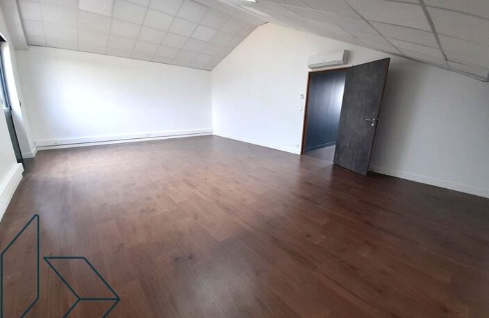 Bureau 1 P+C — photo 2