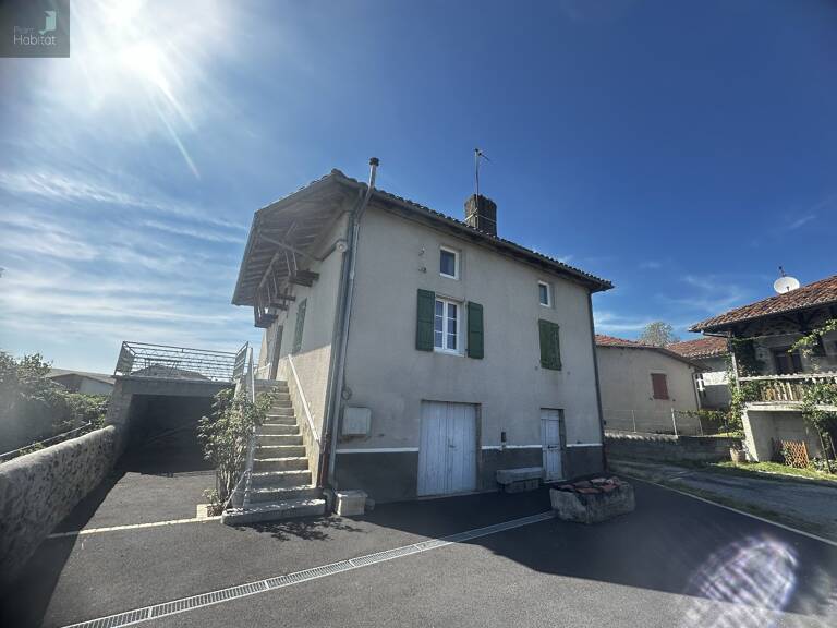Maison en pierre, en partie rénovée, 4chambres,2 salle de bains, garage et puit  sur terrain  attenant de 5890m² — photo 1