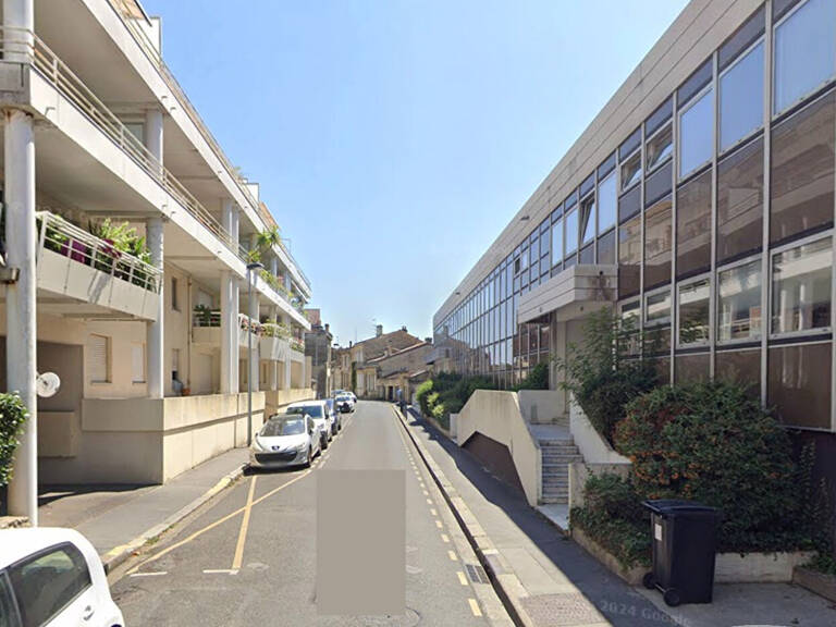 A LOUER LOCAL COMMERCIAL DE 285 M2 - SECTEUR BORDEAUX QUARTIER SAINT SEURIN ET SAINT BRIUNO — photo 1