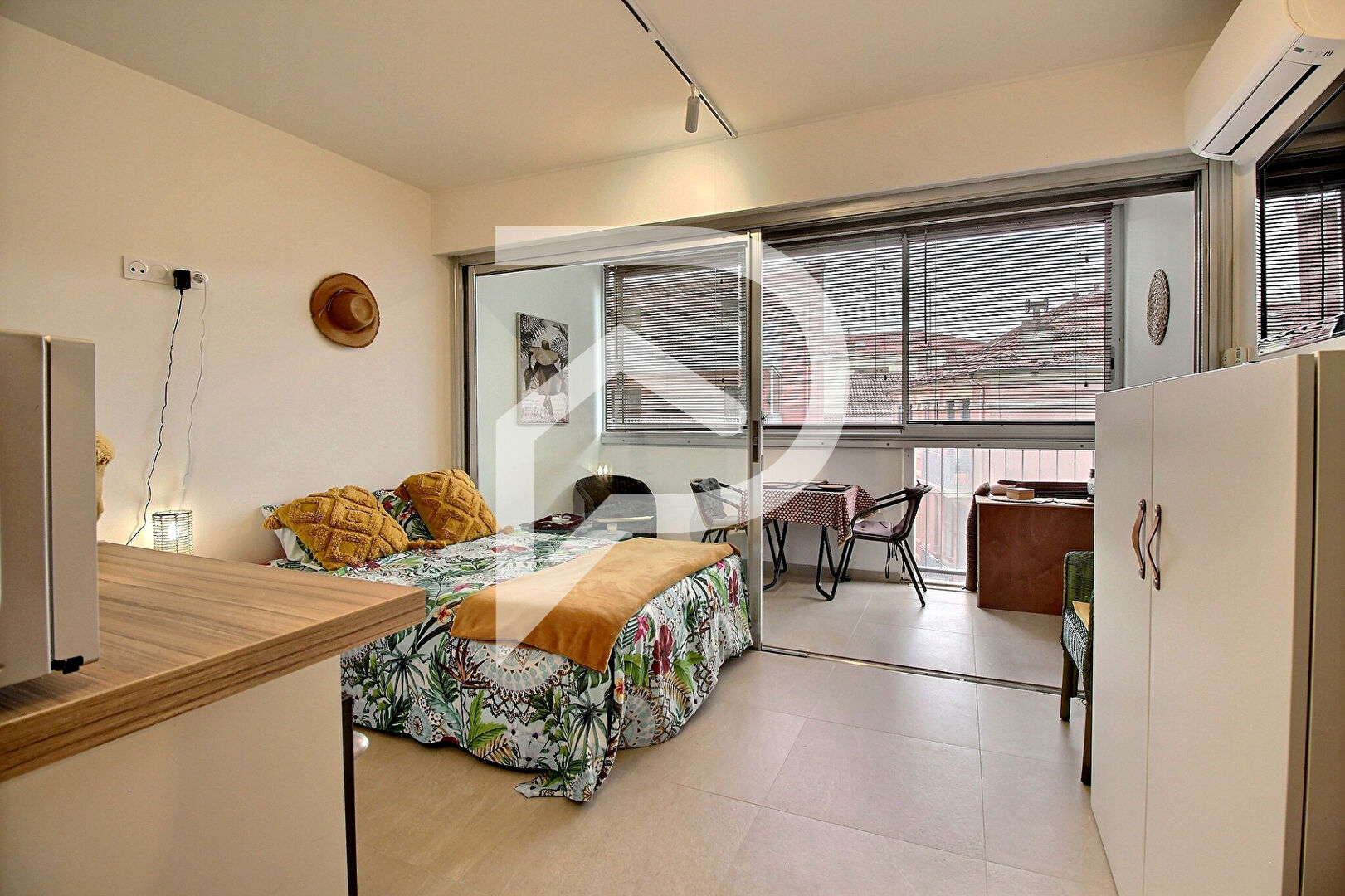 Appartement  T1 à vendre Lavandou (Le) 83980