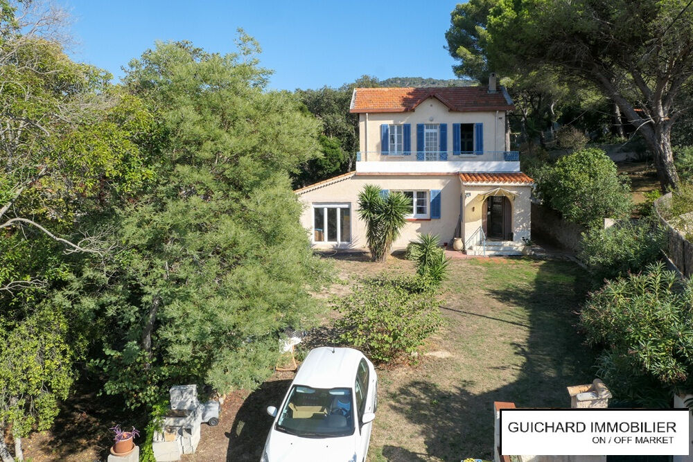 Villa / Maison  T5 à vendre Pradet (Le) 83220