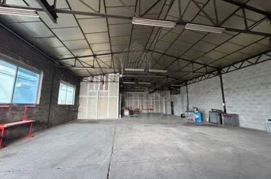 Commerce 2 pièces 1350 €