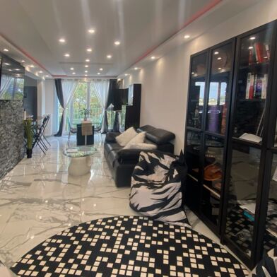 Appartement 4 pièces 298000 €