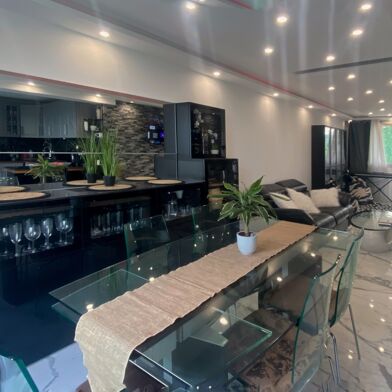 Appartement 4 pièces 298000 €