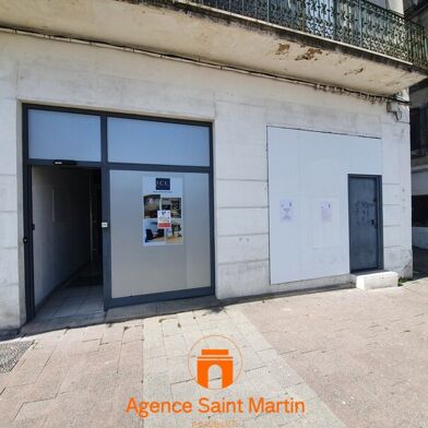 Commerce 3 pièces 790 €