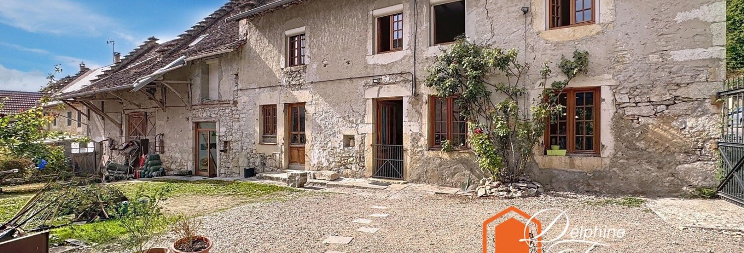 Maison 8 Pièces 288 m² à vendre à Chazey-Bons (01300)